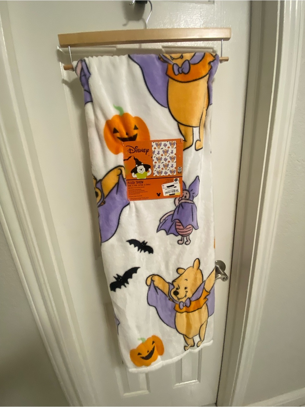 Disney Halloween Winnie the Pooh Plush Throw - White & Purple